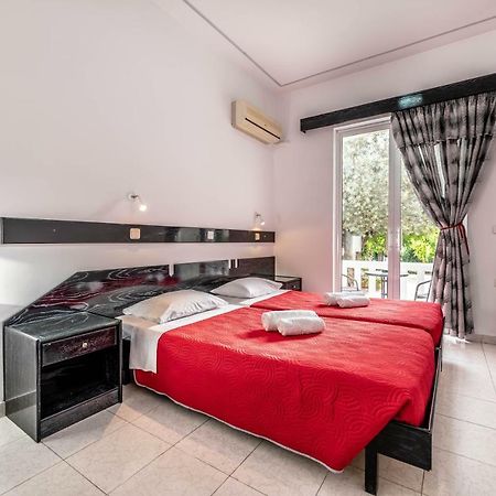 ארכאנגלוס Hotel Ikaros מראה חיצוני תמונה