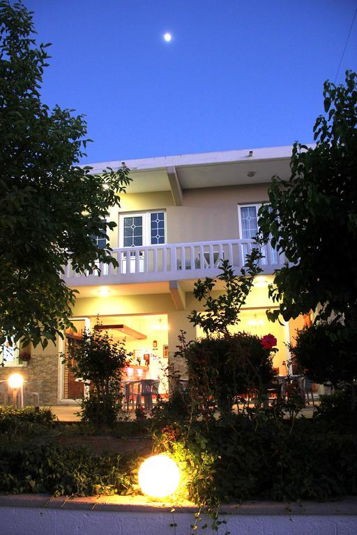 ארכאנגלוס Hotel Ikaros מראה חיצוני תמונה