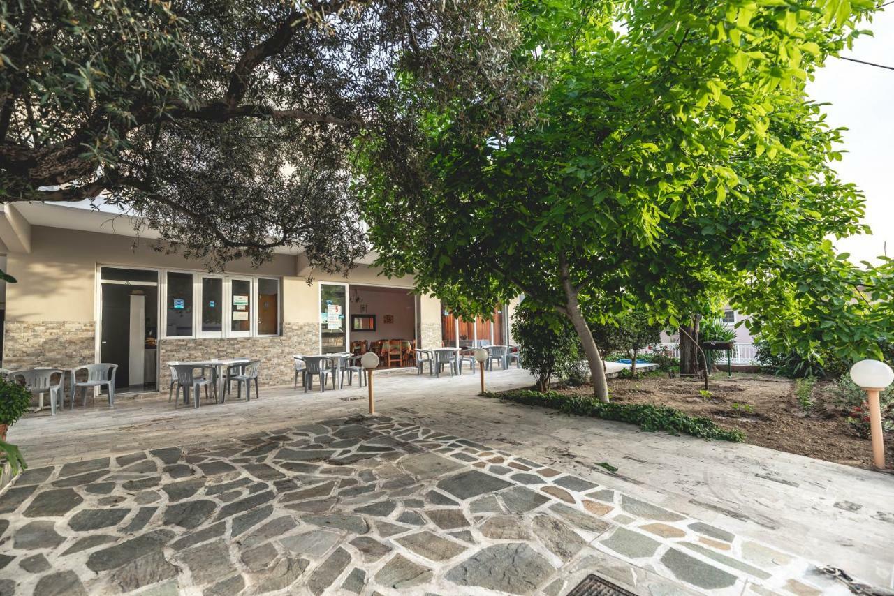 ארכאנגלוס Hotel Ikaros מראה חיצוני תמונה