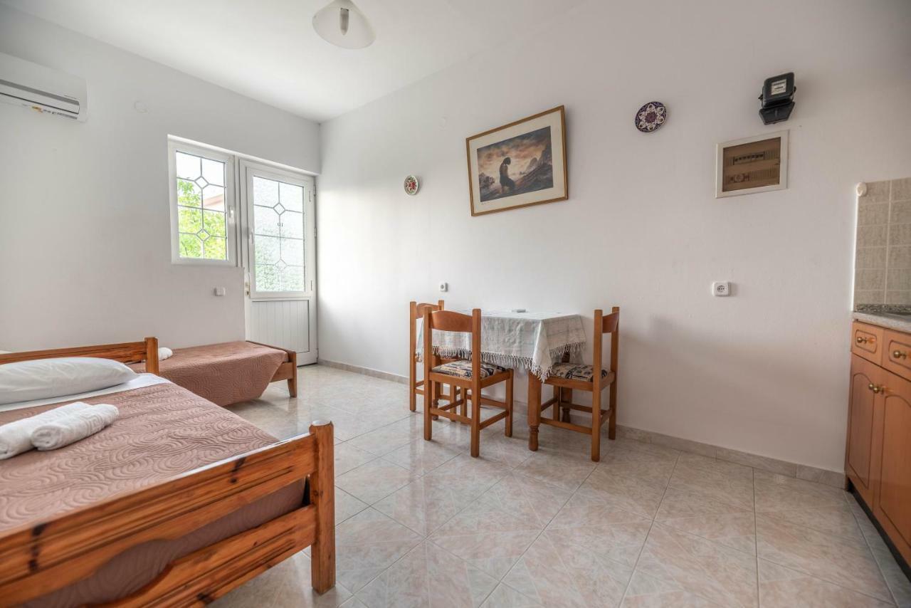 ארכאנגלוס Hotel Ikaros מראה חיצוני תמונה
