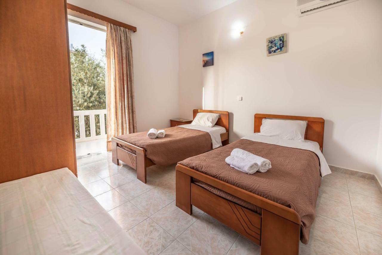ארכאנגלוס Hotel Ikaros מראה חיצוני תמונה