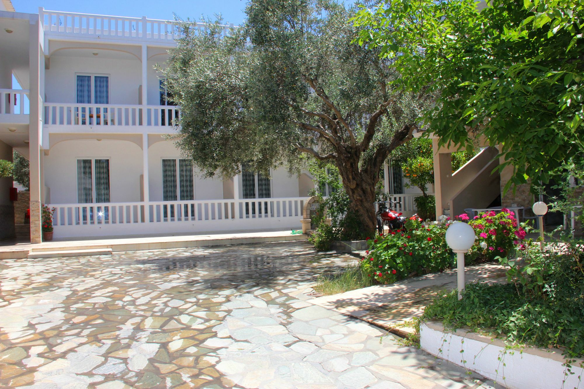 ארכאנגלוס Hotel Ikaros מראה חיצוני תמונה